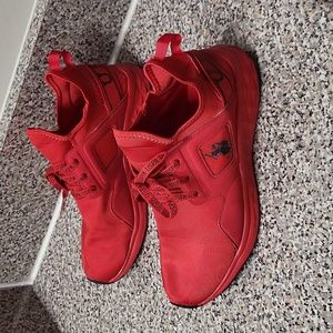 USPA Ladies shoes size 8